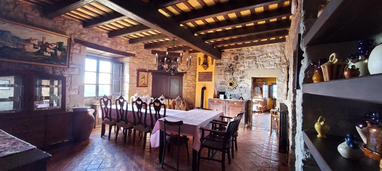 فيلا Castell De Llaés المظهر الخارجي الصورة