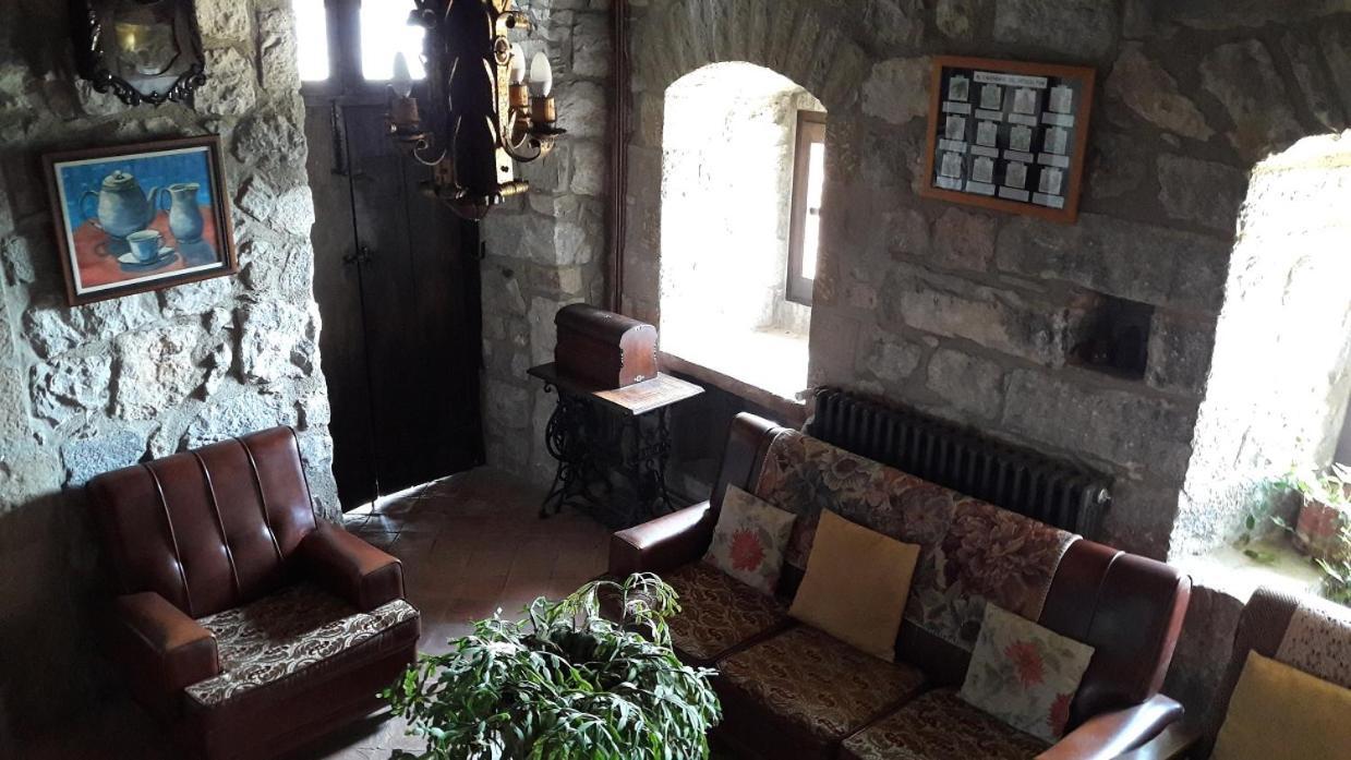 فيلا Castell De Llaés المظهر الخارجي الصورة